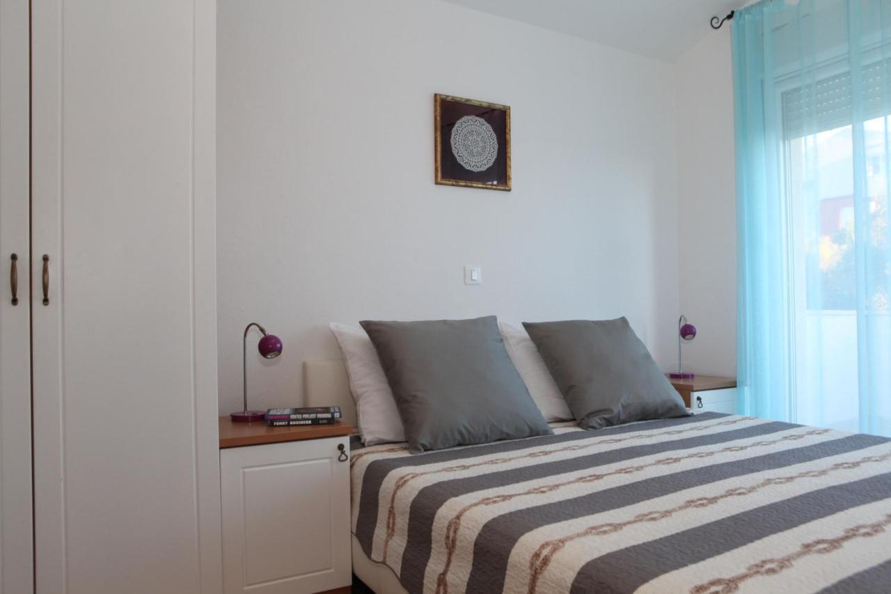 Apartments Sea View Kozino Exterior photo